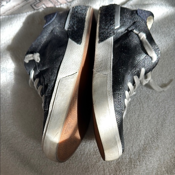 Dolce Vita Black and White Sneakers Classic Design - Picture 10 of 15